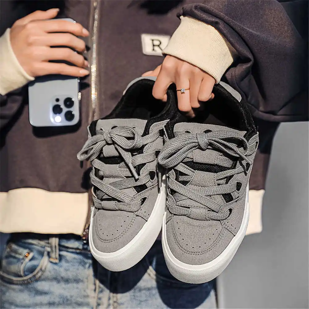 Vintage Collection Playset - Chaussures d'école Hiphop avec laçage pour