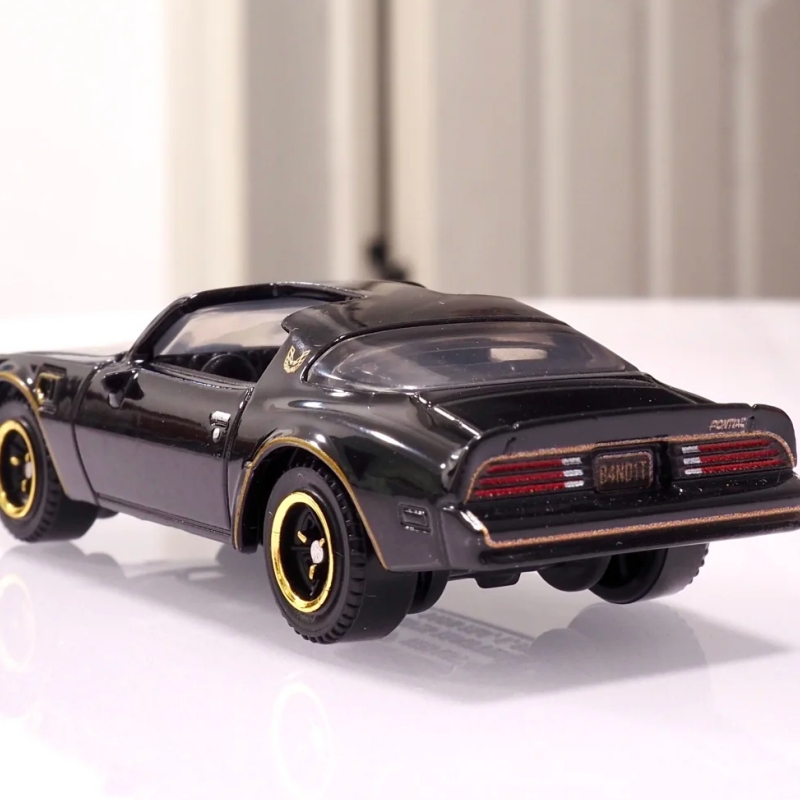 Modèle de voiture miniature en - Vintage Toys Collector avis et prix