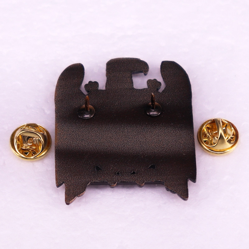 Broche rétro en métal lourd, 1 - Vintage Collectible Pins avis et prix